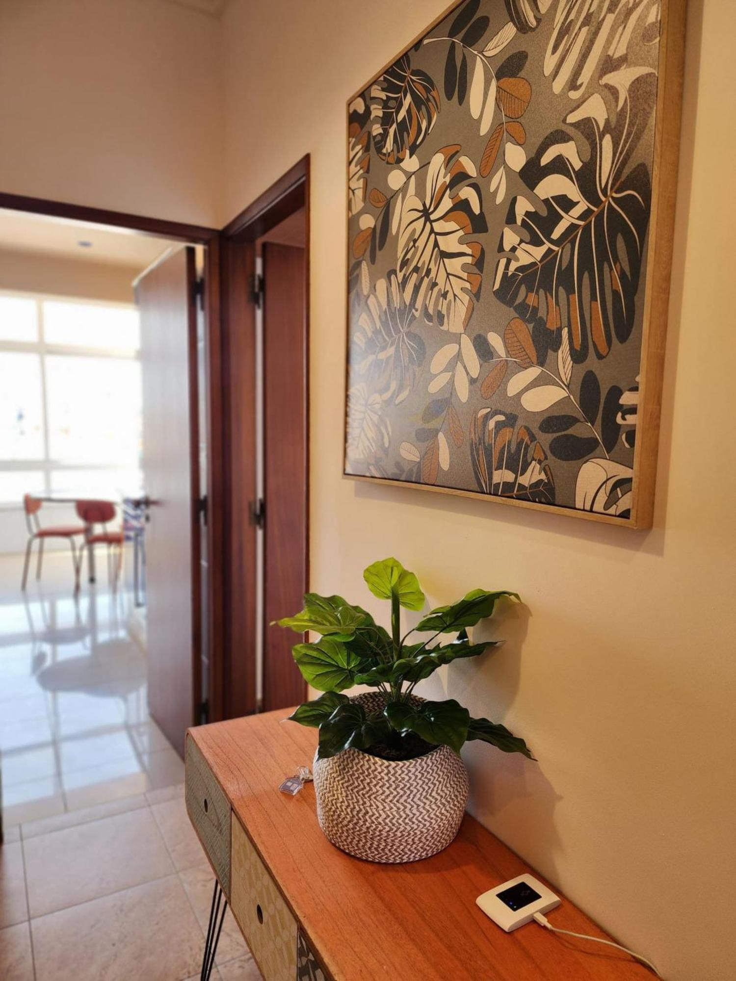 Cozy Apartment In Central Almada W Swing Chairs מראה חיצוני תמונה
