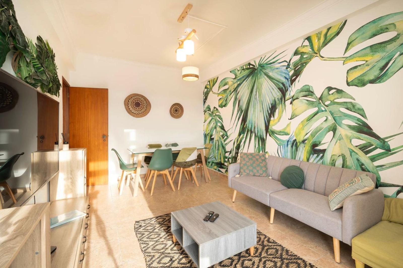 Cozy Apartment In Central Almada W Swing Chairs מראה חיצוני תמונה