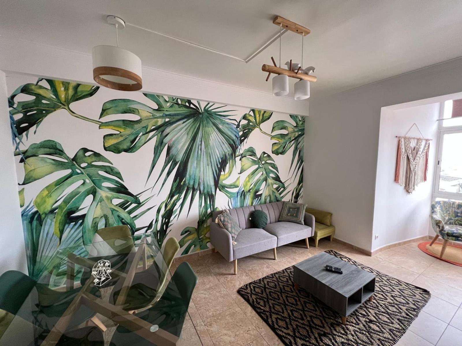 Cozy Apartment In Central Almada W Swing Chairs מראה חיצוני תמונה